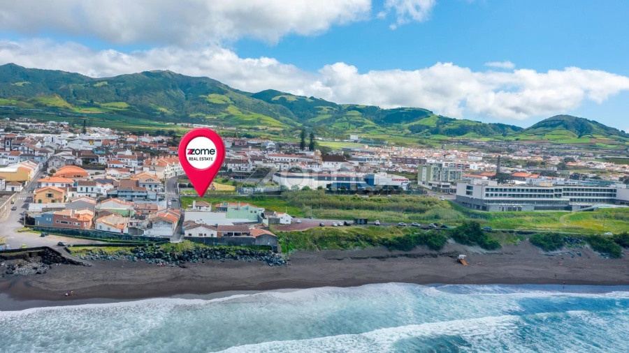 Moradia T4 para Venda em Ribeira Grande (Conceição)