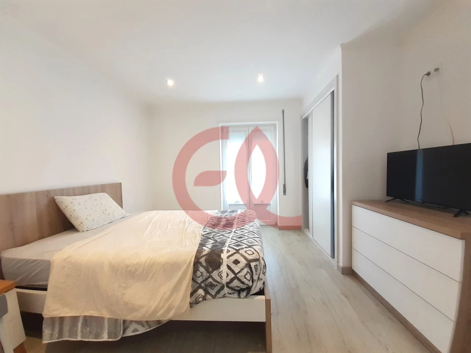 Apartamento T4 para Venda em Vila Praia de Ancora Foto 9