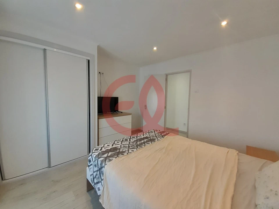 Apartamento T4 para Venda em Vila Praia de Ancora Foto 10