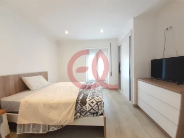 Apartamento T4 para Venda em Vila Praia de Ancora