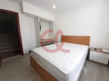 Apartamento T4 para Venda em Vila Praia de Ancora