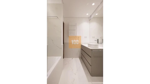 Apartamento T3 para Venda em Aldoar, Foz do Douro e Nevogilde