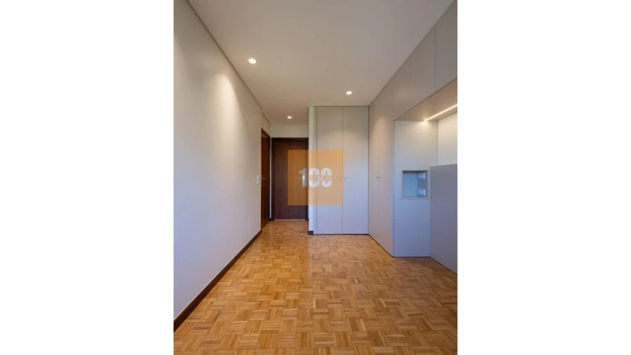 Apartamento T3 para Venda em Aldoar, Foz do Douro e Nevogilde Foto 15