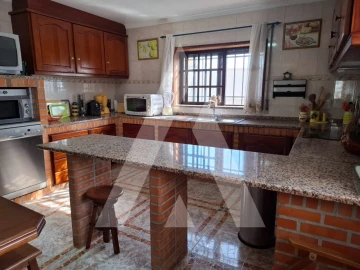 Moradia T3 para Venda em Oiã