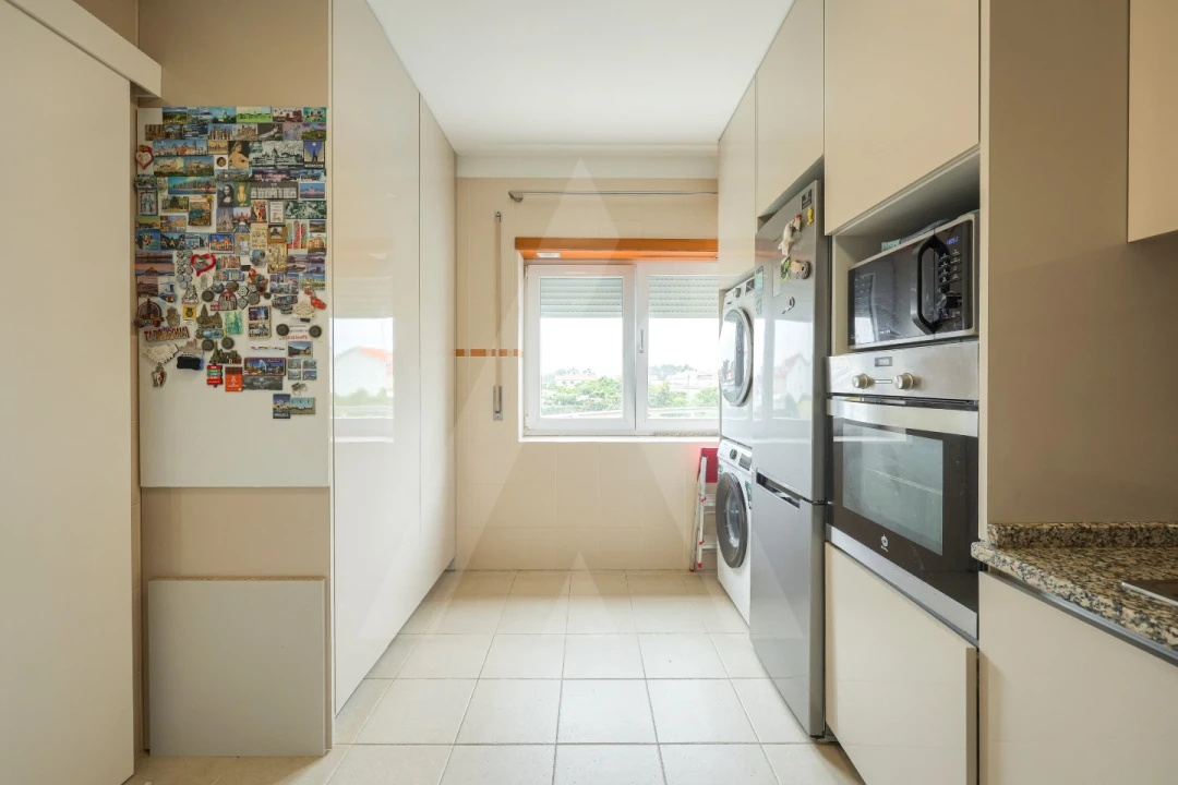 Apartamento T3 para Venda em São Bernardo Foto 3