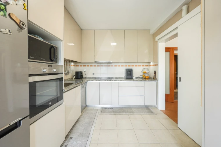 Apartamento T3 para Venda em São Bernardo Foto 4