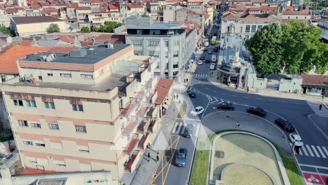 Loja para Arrendamento em Oliveira, São Paio e São Sebastião