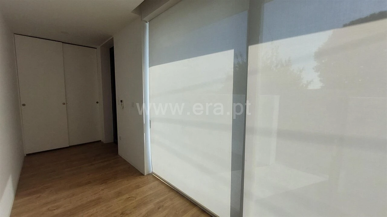 Moradia T3 para Venda em São Felix da Marinha Foto 17