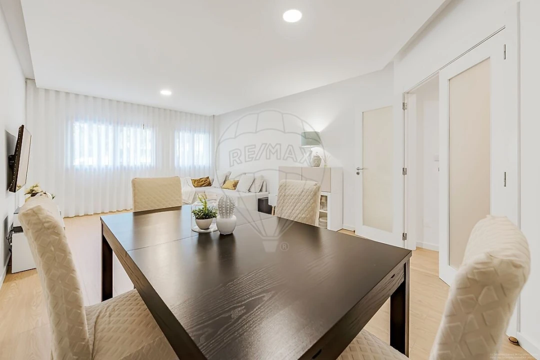 Apartamento T2 para Venda em Águas Livres Foto 4