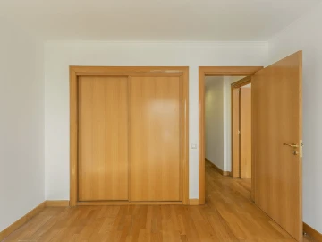Apartamento T3 para Venda em Campolide