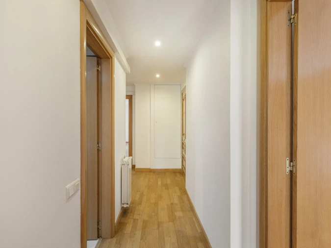 Apartamento T3 para Venda em Campolide Foto 14