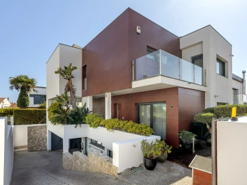 Moradia T3 para Venda em Carcavelos e Parede