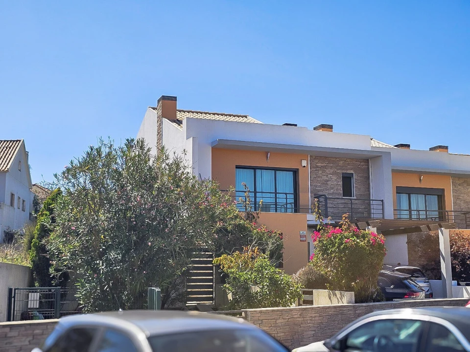 Moradia T3 para Venda em Ericeira Foto 1