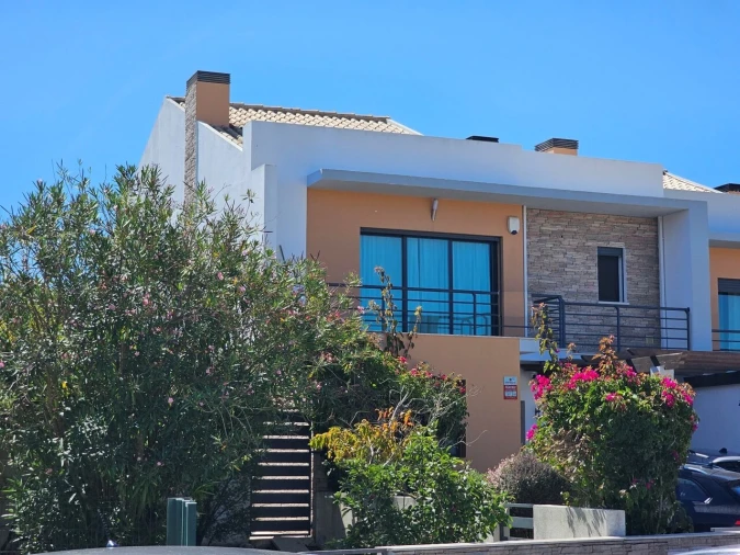 Moradia T3 para Venda em Ericeira Foto 32