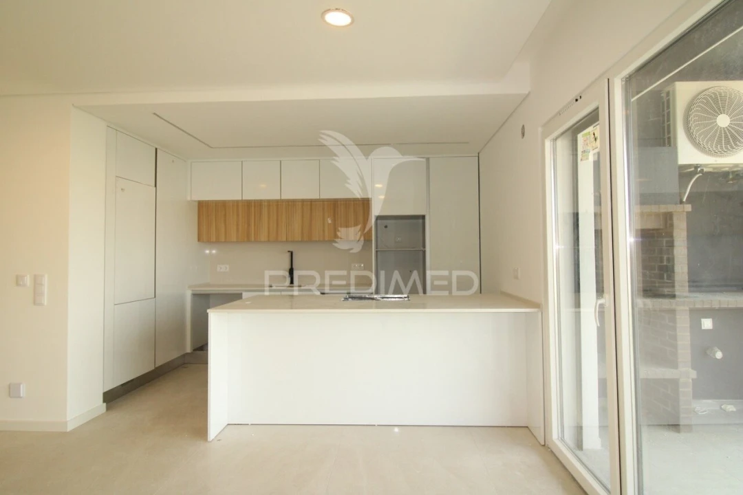 Apartamento T2 para Venda em Charneca de Caparica e Sobreda Foto 4