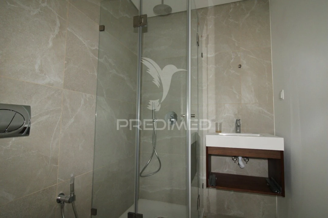 Apartamento T2 para Venda em Charneca de Caparica e Sobreda Foto 9