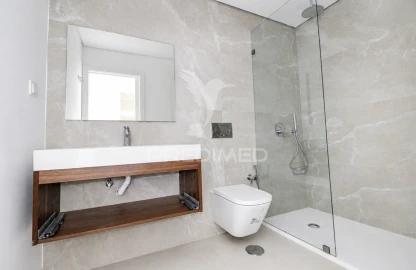 Apartamento T2 para Venda em Charneca de Caparica e Sobreda