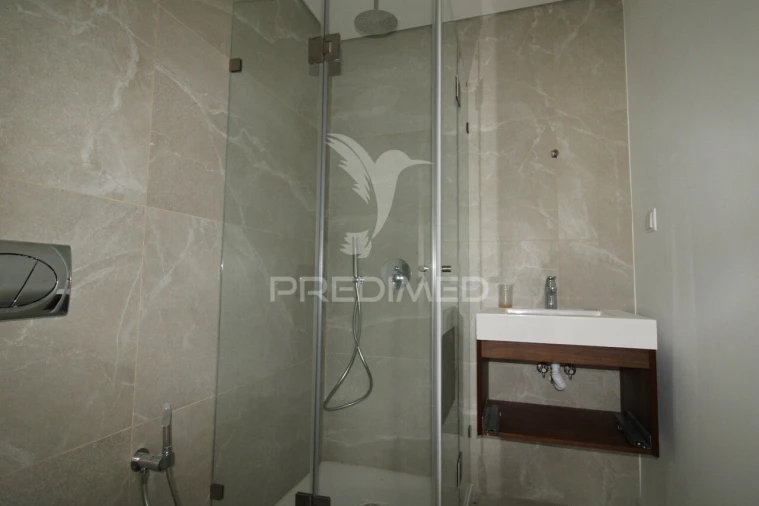 Apartamento T2 para Venda em Charneca de Caparica e Sobreda Foto 9
