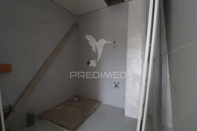 Moradia T3 para Venda em Merelim (São Pedro) e Frossos