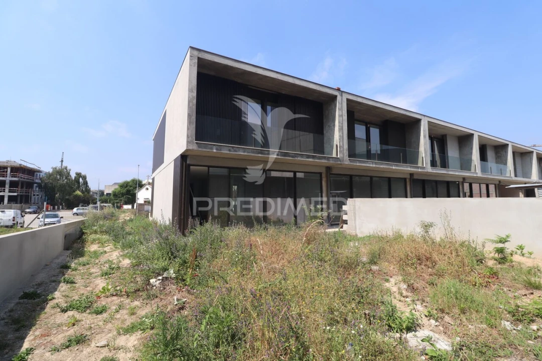 Moradia T3 para Venda em Merelim (São Pedro) e Frossos Foto 35