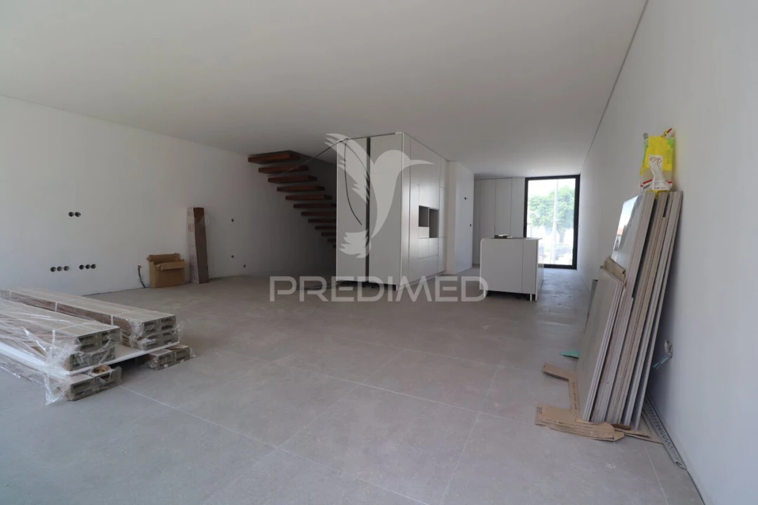 Moradia T3 para Venda em Merelim (São Pedro) e Frossos Foto 11