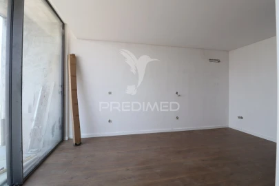Moradia T3 para Venda em Merelim (São Pedro) e Frossos