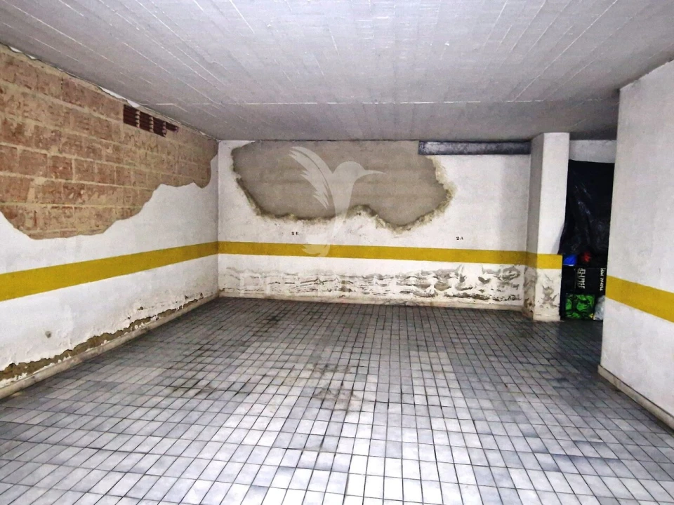 Apartamento T2 para Venda em Algueirão-Mem Martins Foto 16