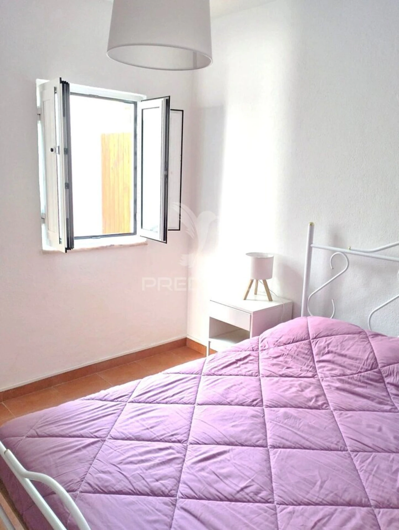 Apartamento T2 para Venda em Sines Foto 12