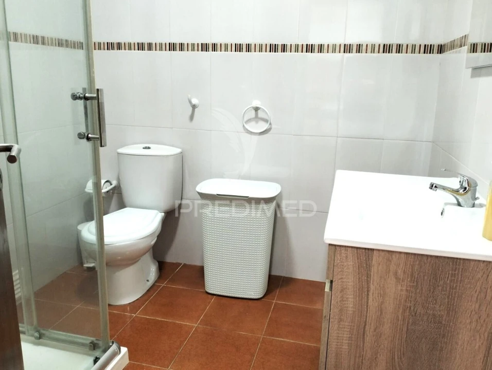 Apartamento T2 para Venda em Sines Foto 19