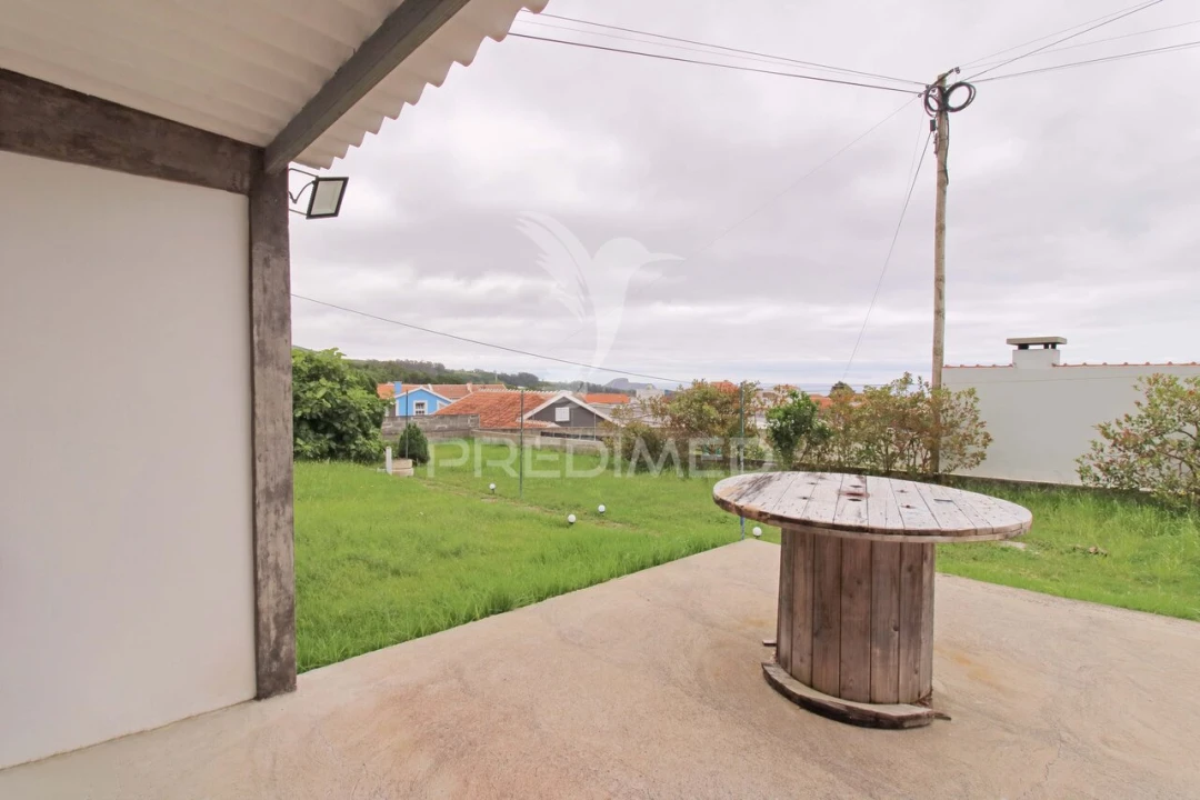 Moradia T3 para Venda em Angra (Nossa Senhora da Conceição) Foto 28