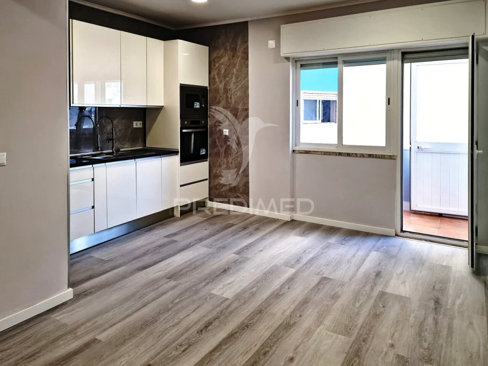 Apartamento T1 para Venda em Mina de Água Foto 9