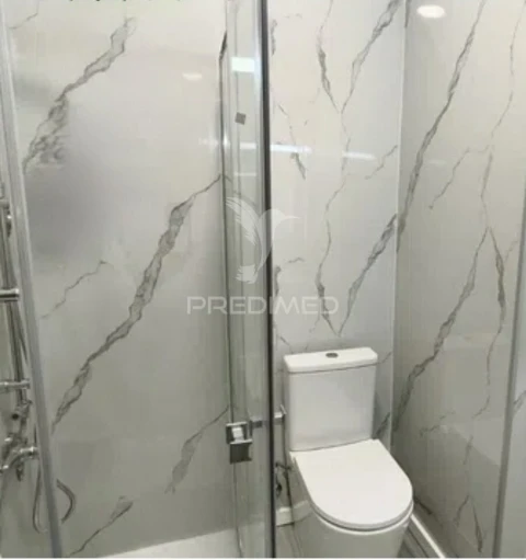 Apartamento T1 para Venda em Venteira
