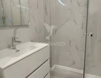 Apartamento T1 para Venda em Venteira