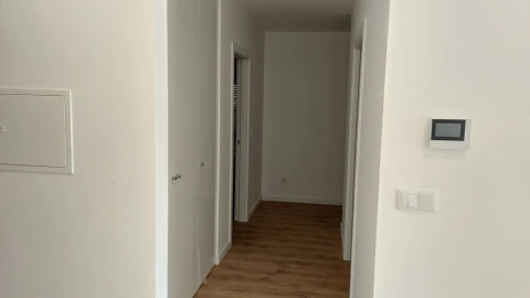 Apartamento T3 para Venda em Parceiros e Azoia