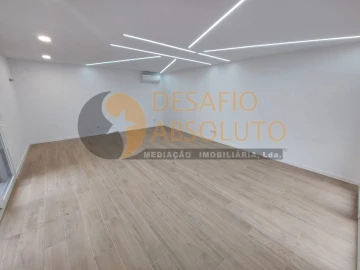 Moradia T3 para Venda em Fernao Ferro