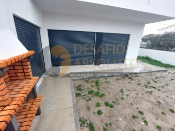 Moradia T3 para Venda em Fernao Ferro