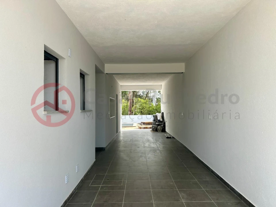 Moradia T3 para Venda em Sesimbra (Castelo) Foto 4
