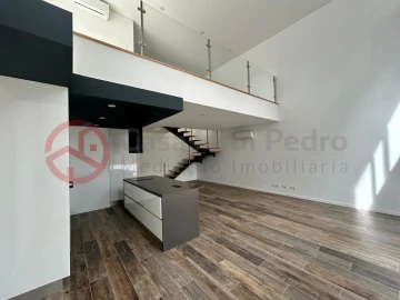 Moradia T3 para Venda em Sesimbra (Castelo)