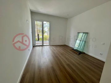 Moradia T3 para Venda em Sesimbra (Castelo)