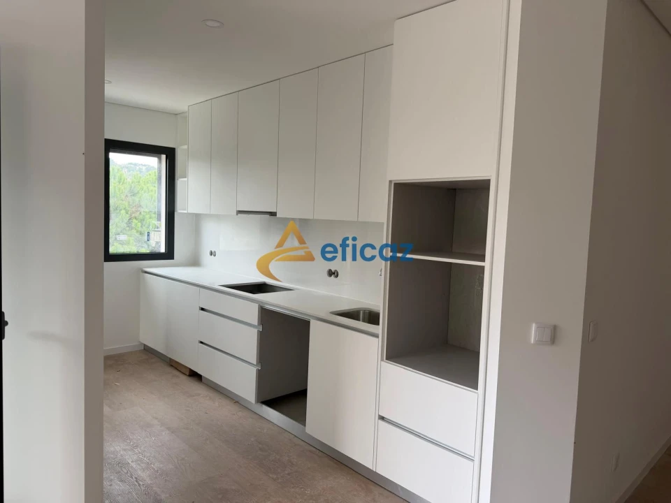 Apartamento T3 para Venda em Alpendorada, Várzea e Torrão Foto 2