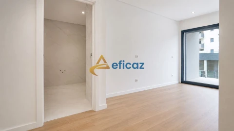 Apartamento T3 para Venda em Alpendorada, Várzea e Torrão