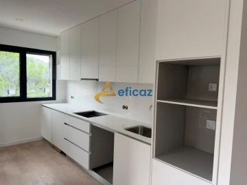 Apartamento T3 para Venda em Alpendorada, Várzea e Torrão
