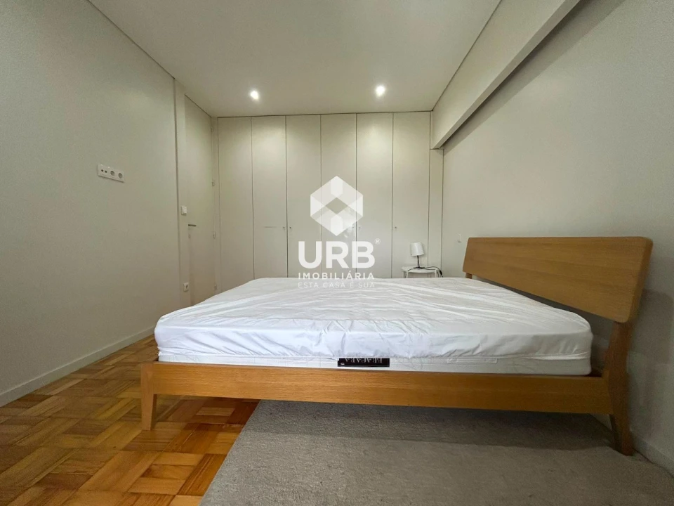 Apartamento T2 para Arrendamento em Braga (São José de São Lázaro e São João do Souto) Foto 10
