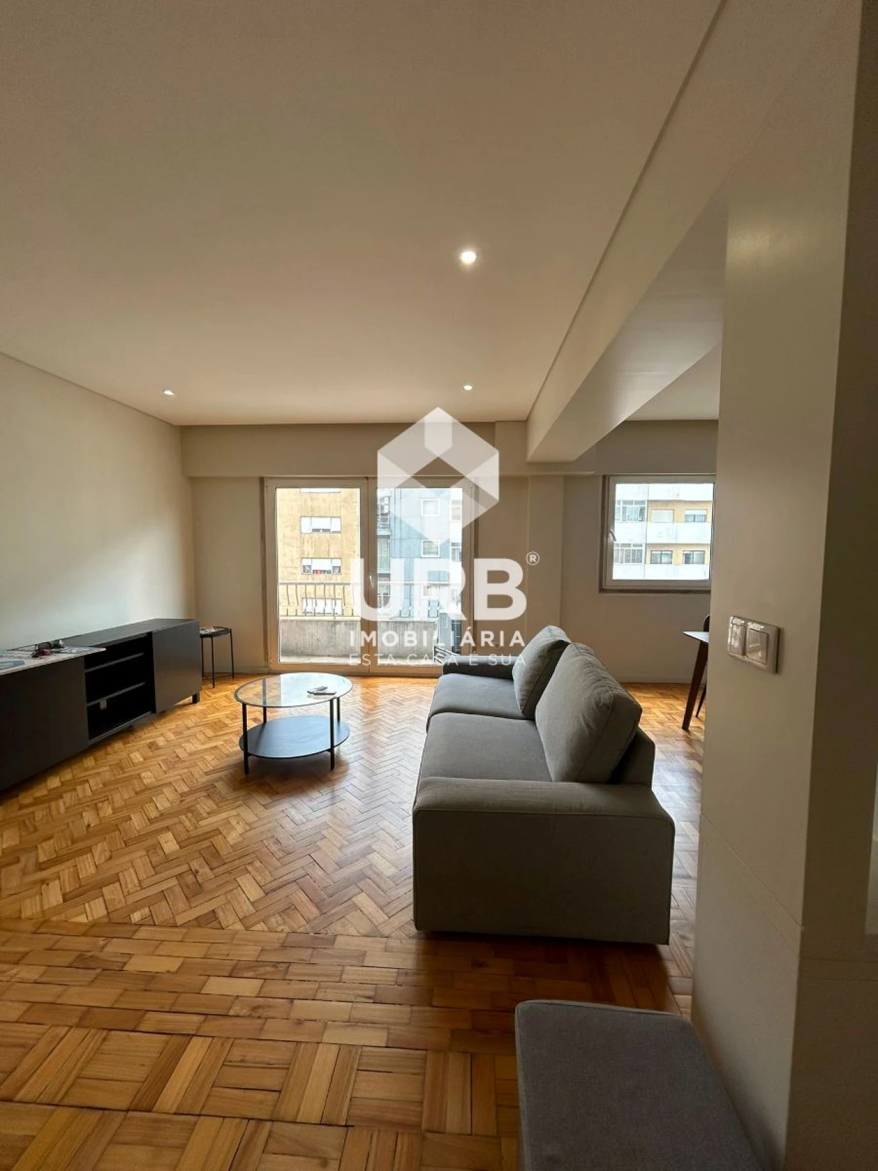 Apartamento T2 para Arrendamento em Braga (São José de São Lázaro e São João do Souto) Foto 9