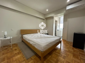 Apartamento T2 para Arrendamento em Braga (São José de São Lázaro e São João do Souto)