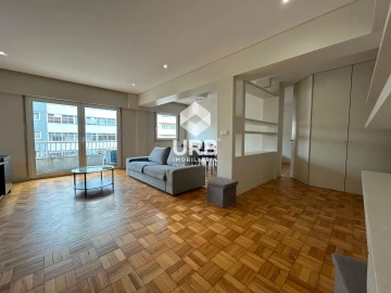 Apartamento T2 para Arrendamento em Braga (São José de São Lázaro e São João do Souto)