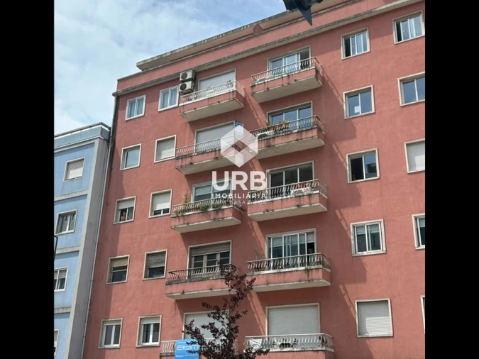 Apartamento T2 para Arrendamento em Braga (São José de São Lázaro e São João do Souto)