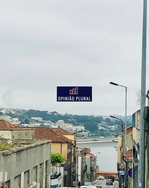 Prédio para Venda em Campanhã