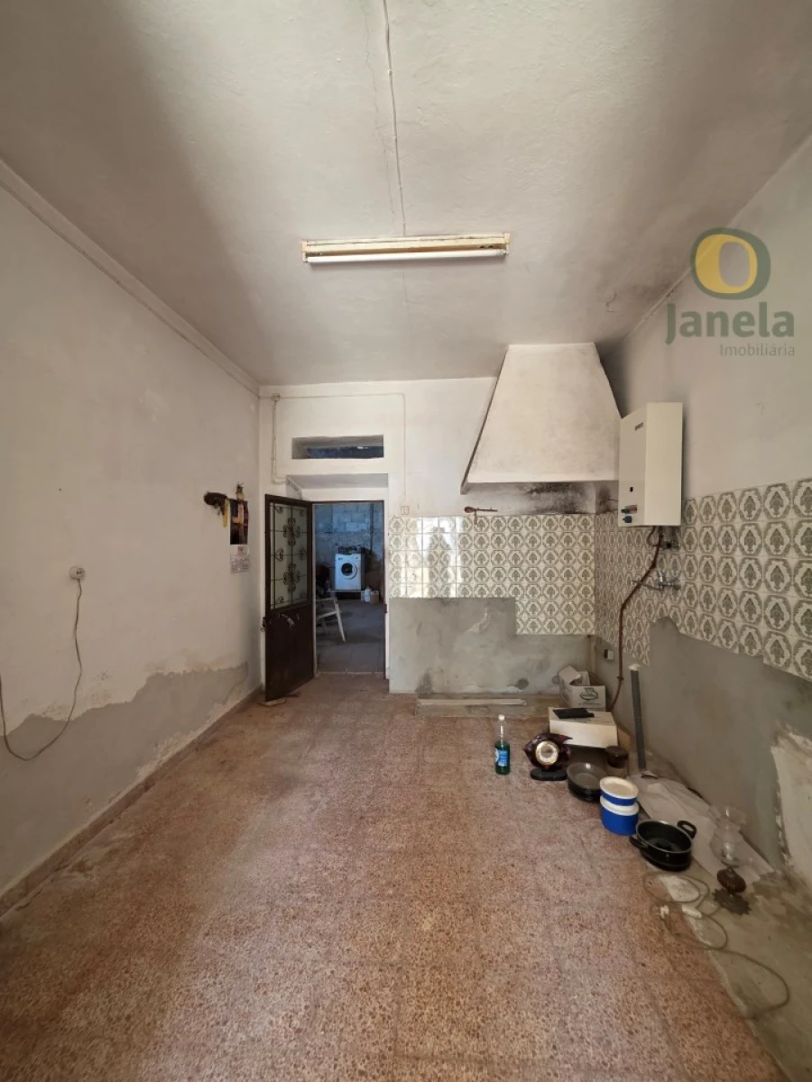 Moradia T3 para Venda em Alte Foto 34