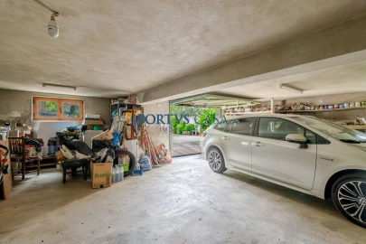 Moradia T4 para Venda em Laundos